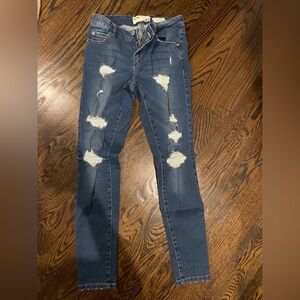High-waisted Soft Skinny Ripped Jeggings (SIZE 5)
